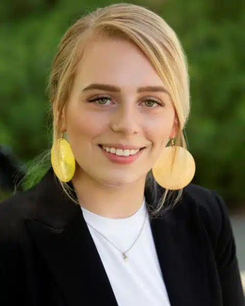 headshot of Shannon Winn-Horne